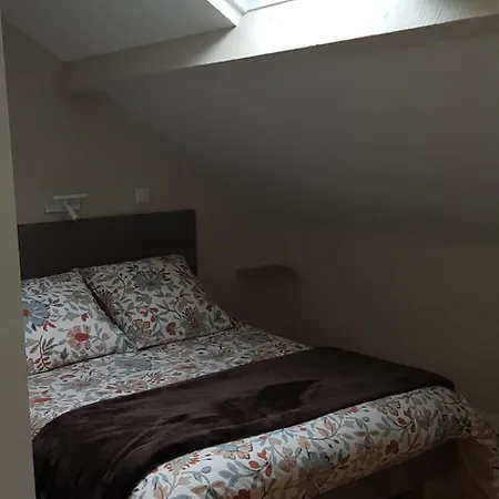 Lasterle Hébergement de vacances *